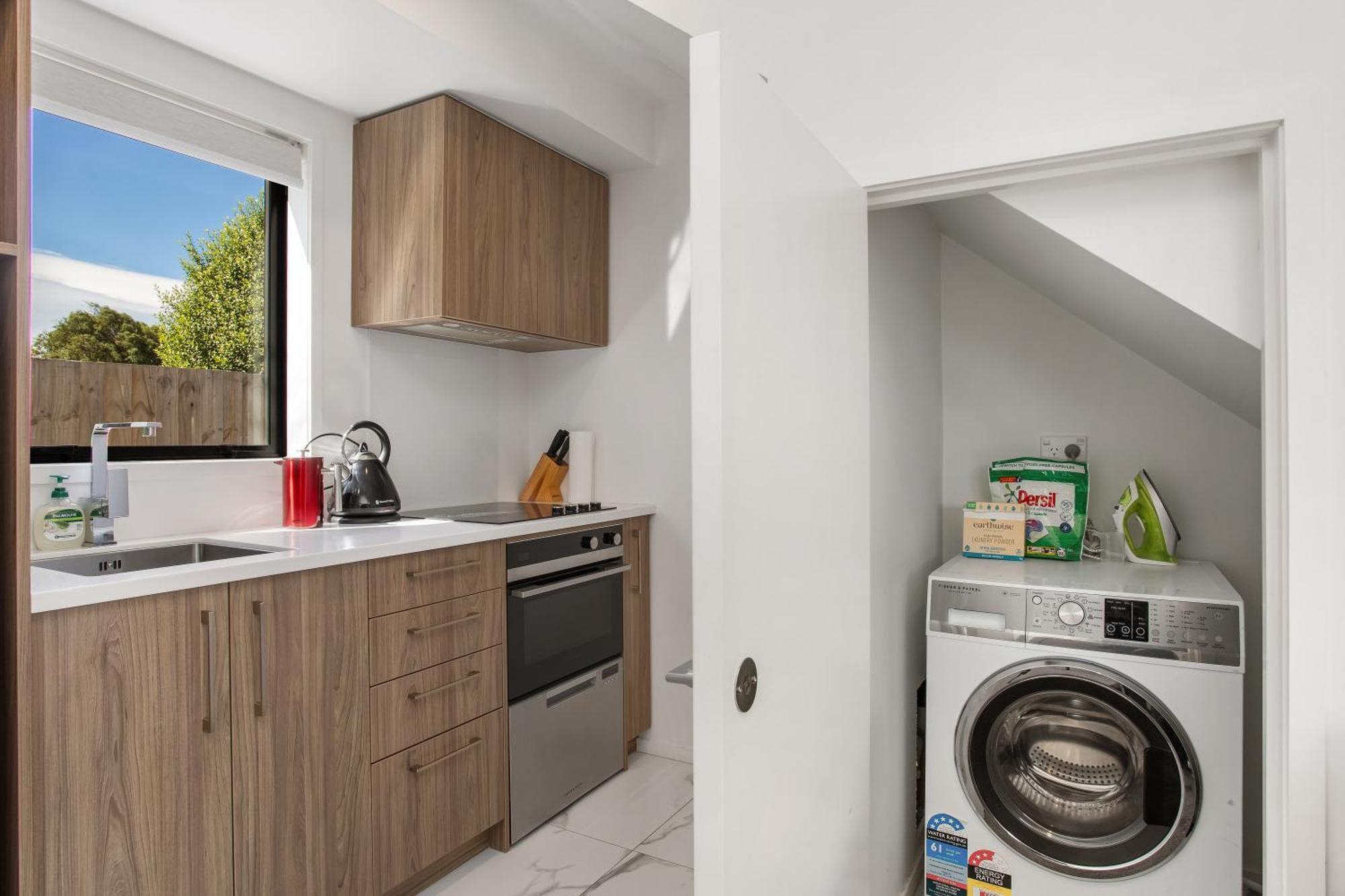 Chic City Living 1 Bdrm Sunny Warm Close Cbd Крайстчърч Екстериор снимка